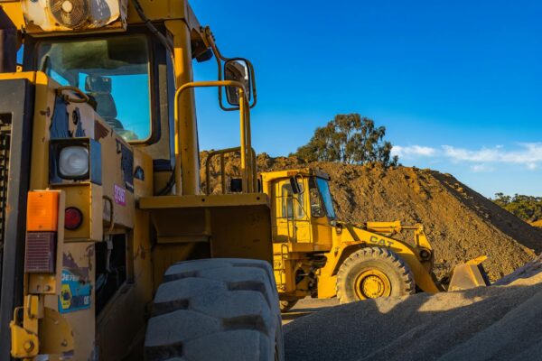 Heavy Machinery and Industrial Items - Image 4